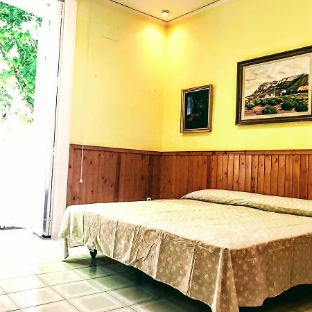 Hostal Marques De Campo Denia Ngoại thất bức ảnh